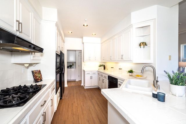 141 Kestrel Court, Brisbane, CA 94005