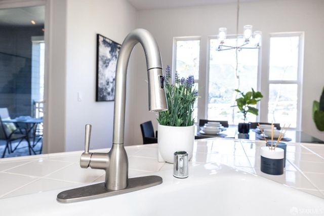 141 Kestrel Court, Brisbane, CA 94005