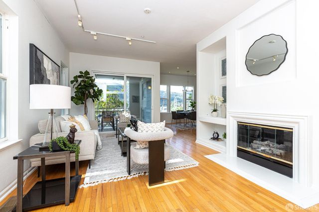 141 Kestrel Court, Brisbane, CA 94005