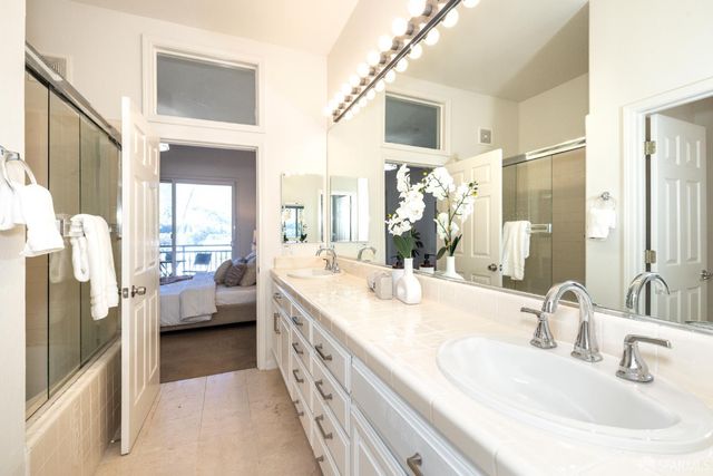 141 Kestrel Court, Brisbane, CA 94005