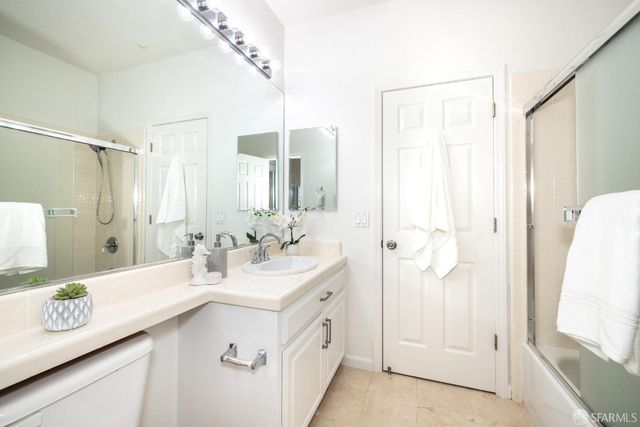 141 Kestrel Court, Brisbane, CA 94005