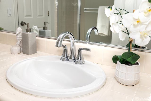 141 Kestrel Court, Brisbane, CA 94005