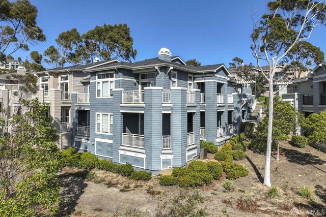 141 Kestrel Court, Brisbane, CA 94005