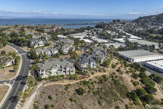 141 Kestrel Court, Brisbane, CA 94005