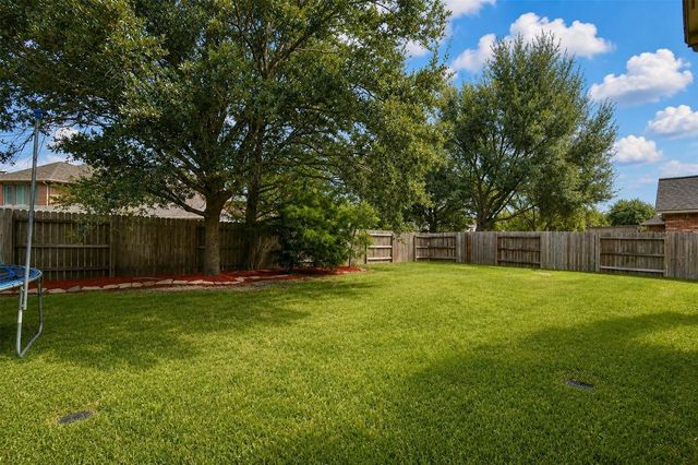 7611 Herndon Place, Sugar Land, TX 77479