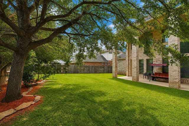 7611 Herndon Place, Sugar Land, TX 77479