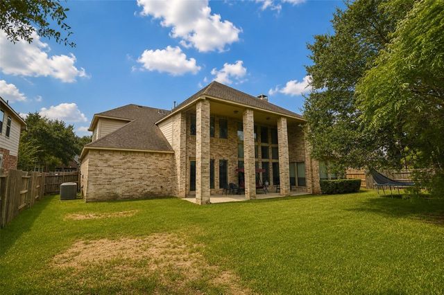 7611 Herndon Place, Sugar Land, TX 77479
