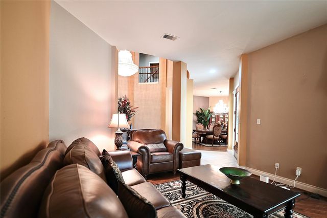 7611 Herndon Place, Sugar Land, TX 77479