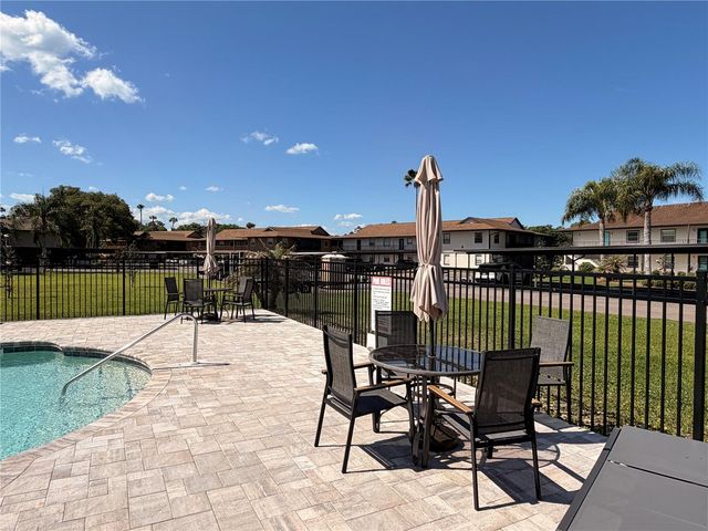 1640 JUNO TR 205B, Astor, FL 32102