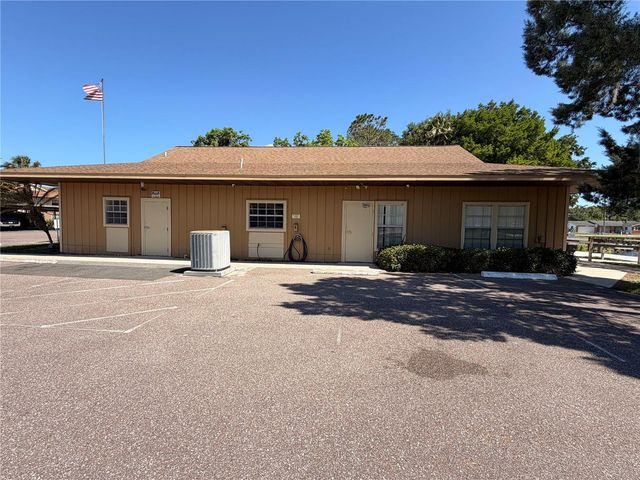 1640 JUNO TR 205B, Astor, FL 32102