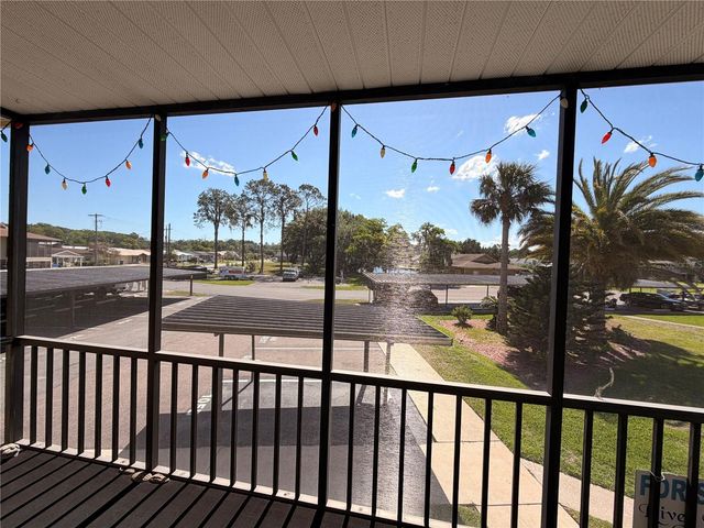 1640 JUNO TR 205B, Astor, FL 32102