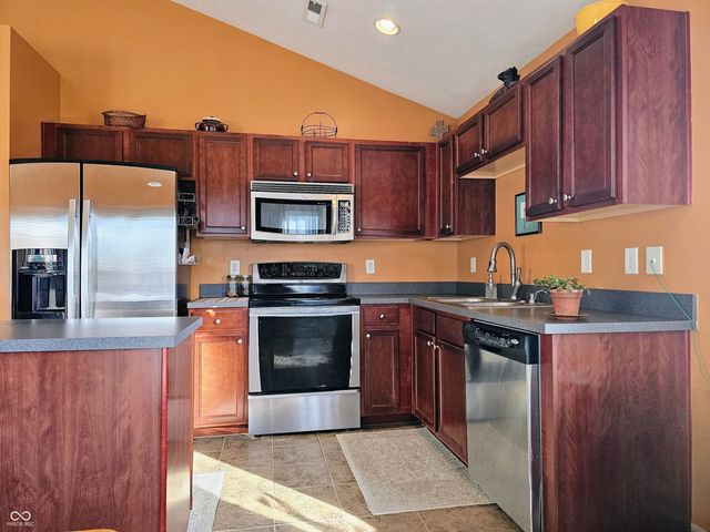 13415 White Granite Drive 600, Fishers, IN 46038