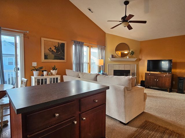 13415 White Granite Drive 600, Fishers, IN 46038