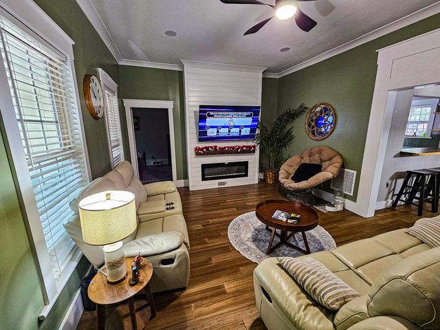 512 Carn Street, Walterboro, SC 29488