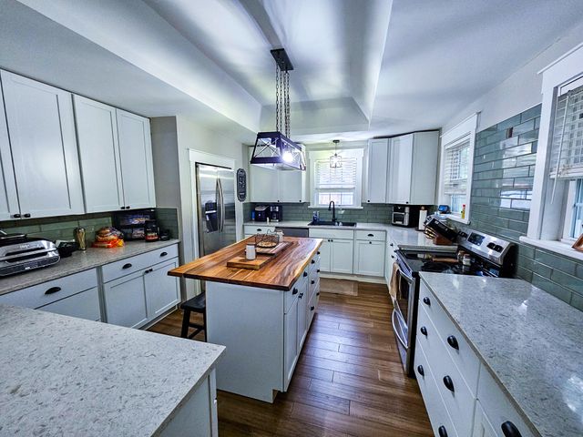 512 Carn Street, Walterboro, SC 29488