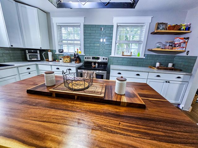 512 Carn Street, Walterboro, SC 29488