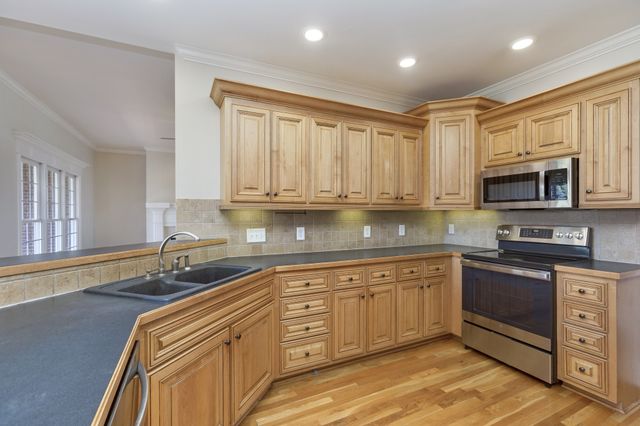 534 Derby Downs, Lebanon, TN 37087