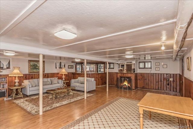 98 Arkansas Drive, Valley Stream, NY 11580