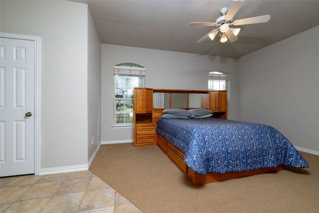 365 Cimmarron Trail, Runaway Bay, TX 76426
