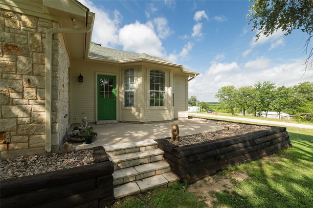 365 Cimmarron Trail, Runaway Bay, TX 76426