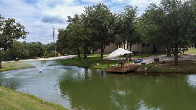 365 Cimmarron Trail, Runaway Bay, TX 76426