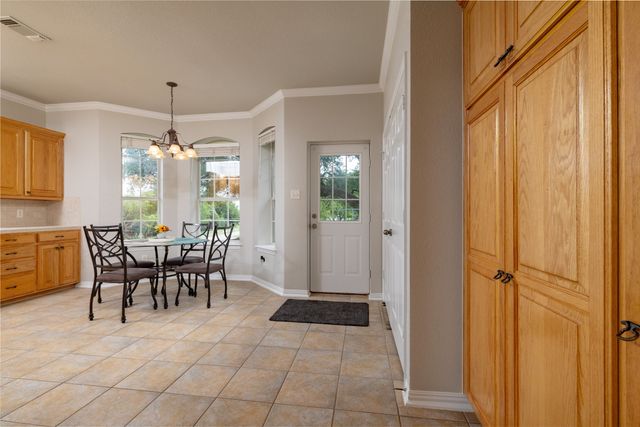 365 Cimmarron Trail, Runaway Bay, TX 76426