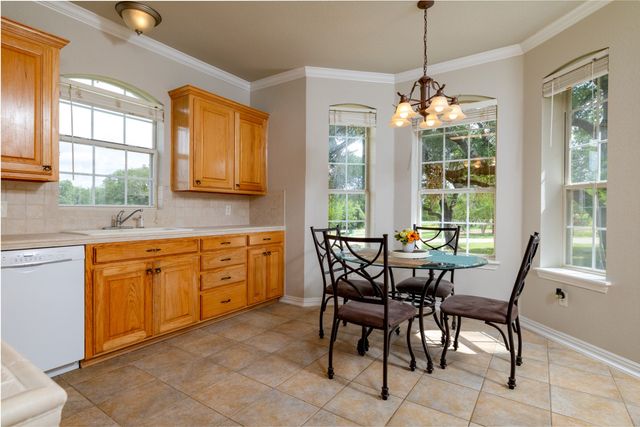 365 Cimmarron Trail, Runaway Bay, TX 76426