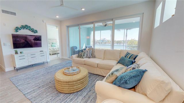 387 ARUBA CIRCLE 103, Bradenton, FL 34209