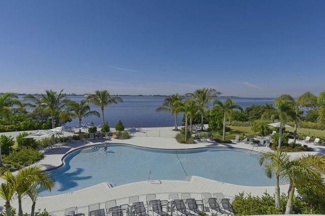 387 ARUBA CIRCLE 103, Bradenton, FL 34209