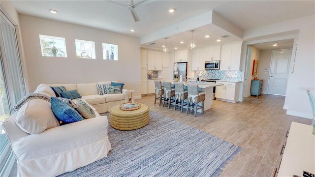 387 ARUBA CIRCLE 103, Bradenton, FL 34209