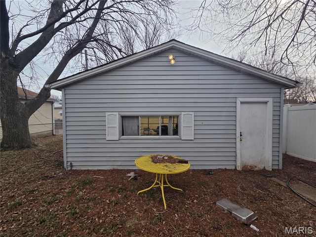 2636 Hereford Street, St Louis, MO 63139