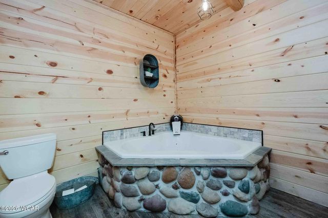 403 S Jefferson Street, Pandora, OH 45877