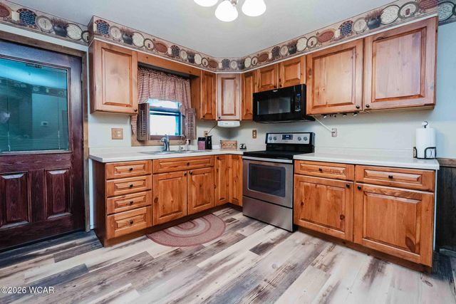 403 S Jefferson Street, Pandora, OH 45877