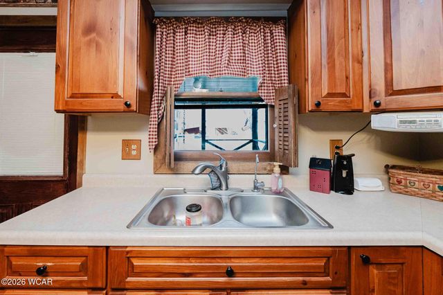 403 S Jefferson Street, Pandora, OH 45877