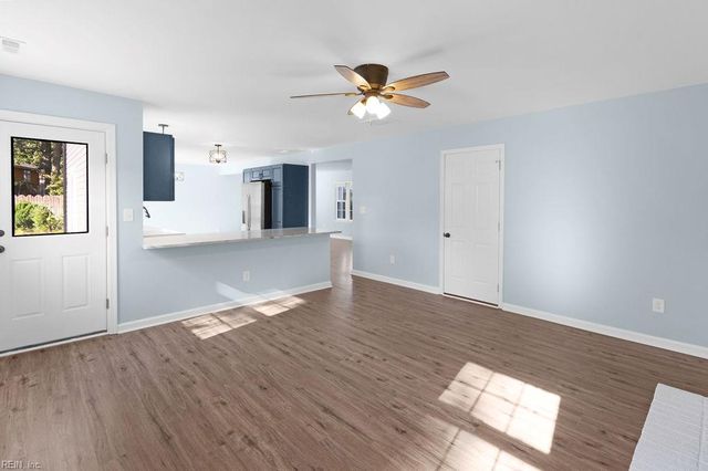 2524 Olympic CT SE, Virginia Beach, VA 23453