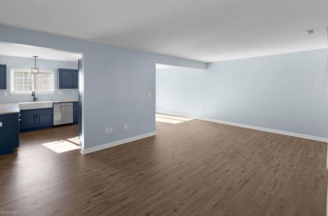 2524 Olympic CT SE, Virginia Beach, VA 23453