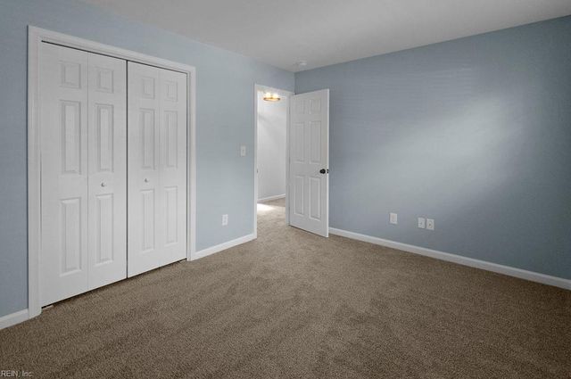 2524 Olympic CT SE, Virginia Beach, VA 23453
