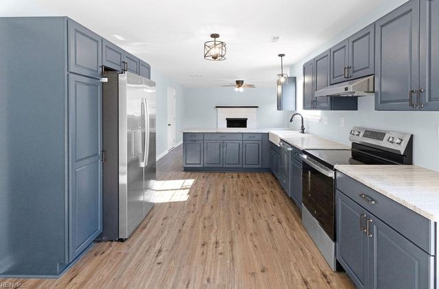 2524 Olympic CT SE, Virginia Beach, VA 23453