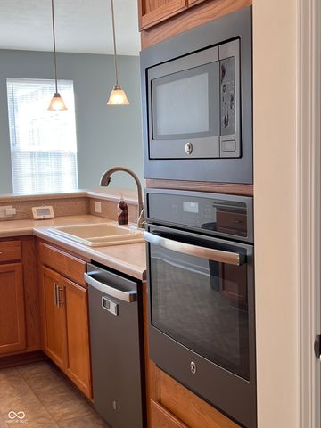 8801 Twain Lane, Indianapolis, IN 46239