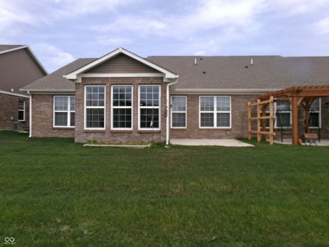 8801 Twain Lane, Indianapolis, IN 46239