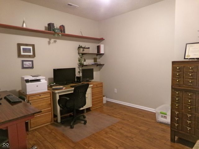 8801 Twain Lane, Indianapolis, IN 46239