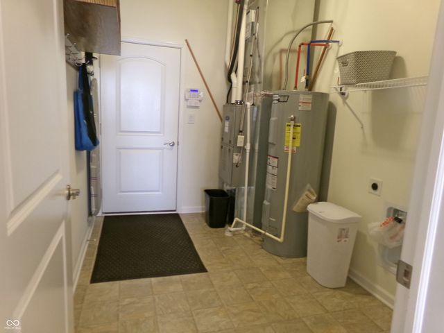 8801 Twain Lane, Indianapolis, IN 46239