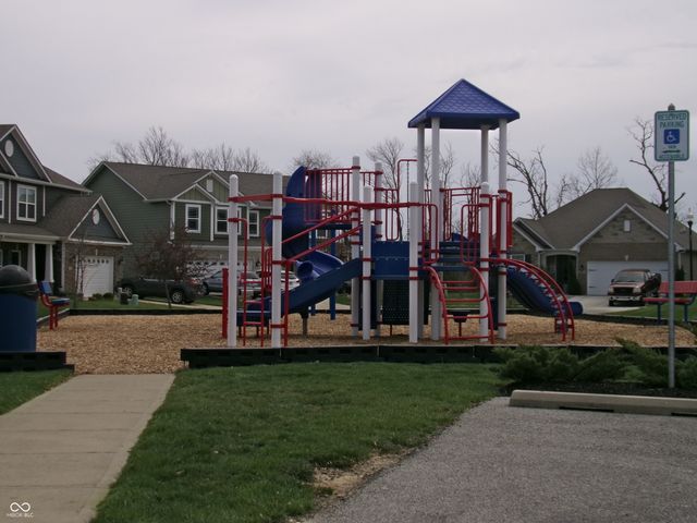 8801 Twain Lane, Indianapolis, IN 46239