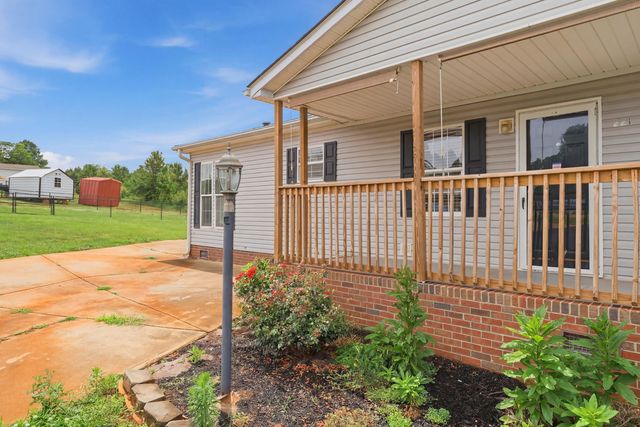 221 Kylene Court, Boiling Springs, SC 29316
