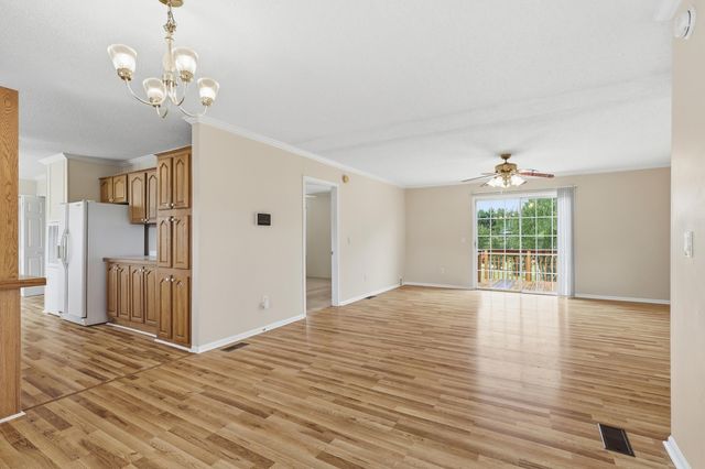221 Kylene Court, Boiling Springs, SC 29316