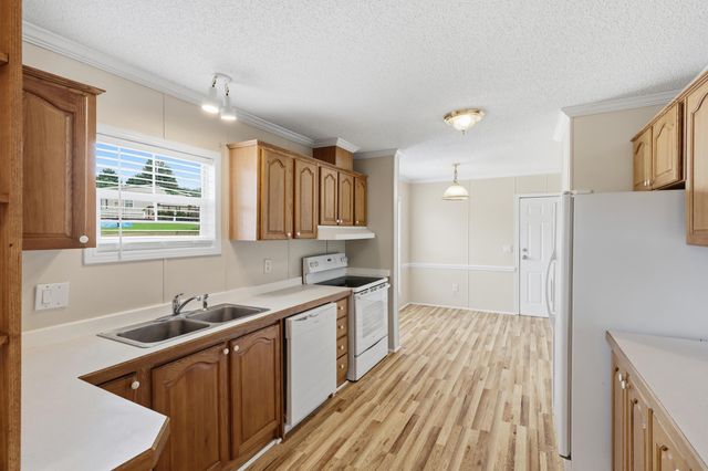 221 Kylene Court, Boiling Springs, SC 29316