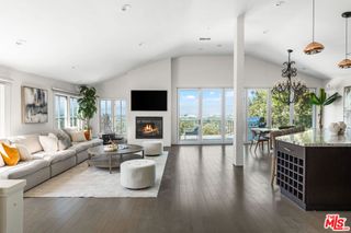 3782 Berry Drive, Studio City, CA 91604