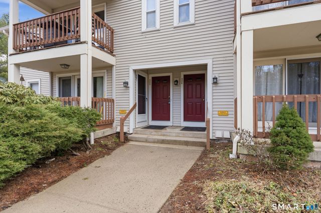 302 Ashmead Commons 302, Enfield, CT 06082