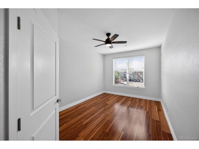 9079 E Panorama Cir 301, Englewood, CO 80112