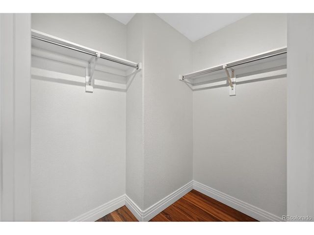 9079 E Panorama Cir 301, Englewood, CO 80112